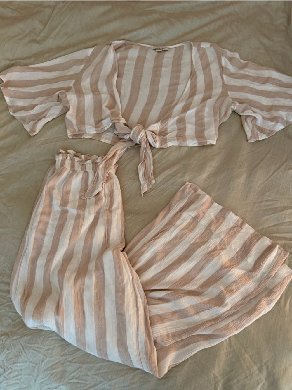American Eagle Striped Lightweight Two-Piece Set in Tan and Cream Size Medium